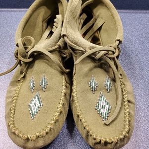 Outdoor moccasin